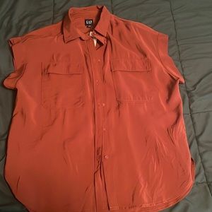 Gap sleeveless blouse